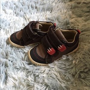 *SOLD* UMI Brown Leather Shoes Toddler Size 8-GUC
